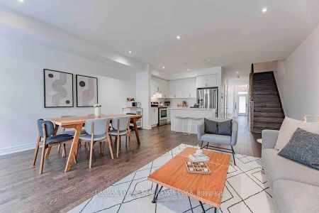 48 Hiawatha Court - Photo 2