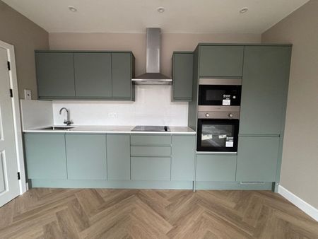 3 Bed Flat, High Road, N12 - Photo 4