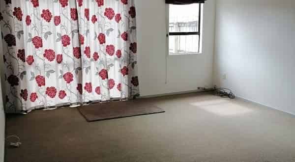 Rental available - Photo 1