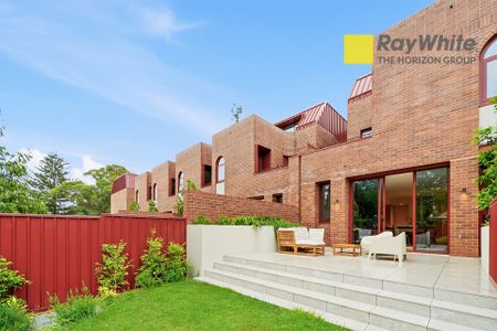 Fully Furnished Ashbury Terraces: Luxury 3-Bedroom + Study Terrace with Resort-Style Living - Photo 4