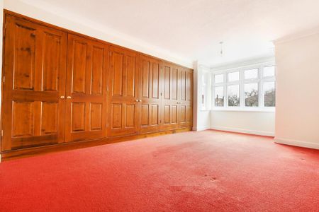 3 bedroom semi-detached house to rent - Photo 4