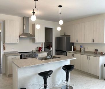 For Lease - 172 Ramblewood Drive, Wasaga Beach, Ontario - Photo 1