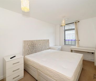 Coral Apartments, E14 7GL, London - Photo 2