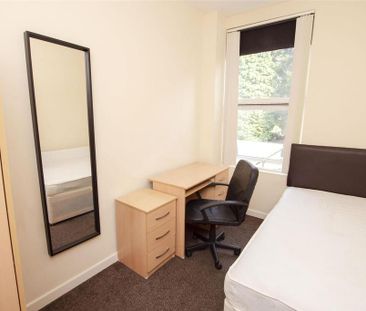 6 bedroom house to rent - Photo 4