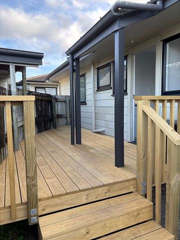 Charming 3BR Home in Flat Bush - Photo 4