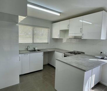 Two Bedroom Cottage Close to CBD - Photo 4