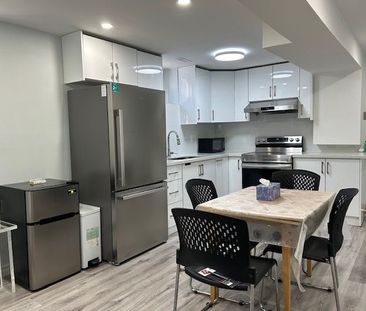 For Lease - 47 Hepscott Terrace Unit# Lower level, Toronto, Ontario - Photo 5