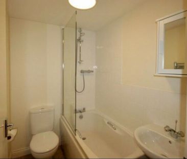 1 Bed Flat, Russell Street, RG1 - Photo 4