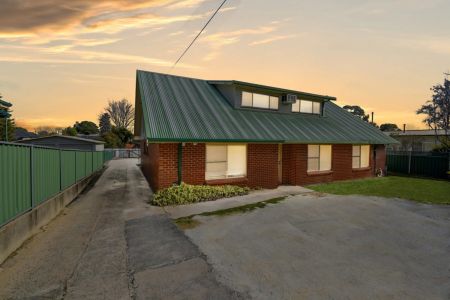 SHARE HOUSE - Great for Students or FIFO workers - Fully Furnished - Photo 5