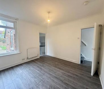 Churchville Road, Bedford - Photo 2