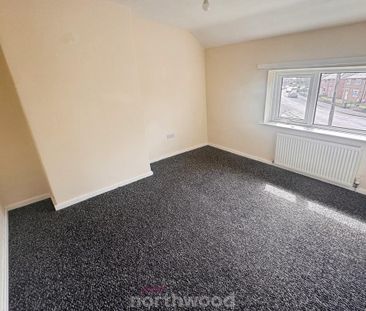 3 bedroom semi-detached house to rent - Photo 6