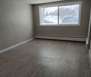 117 Procter Pl, Regina - Photo 1