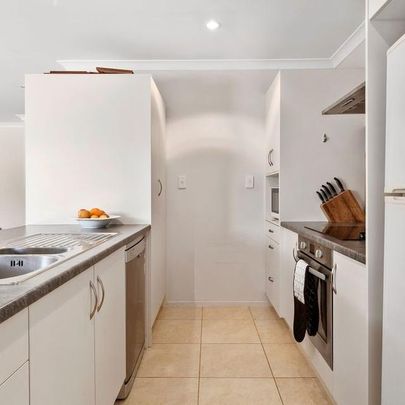 Spacious home in sought after location - Photo 1