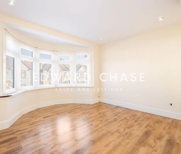 4 bedroom terraced house to rent - Photo 2