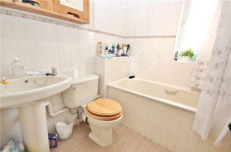 2 bedroom terraced house to rent - Photo 5