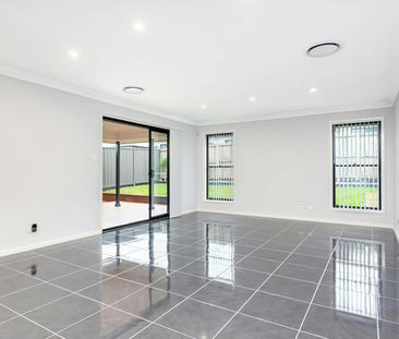 Spacious Family Home - Photo 1