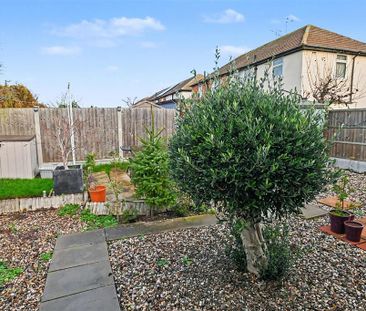 1 bedroom semi-detached bungalow to rent - Photo 6