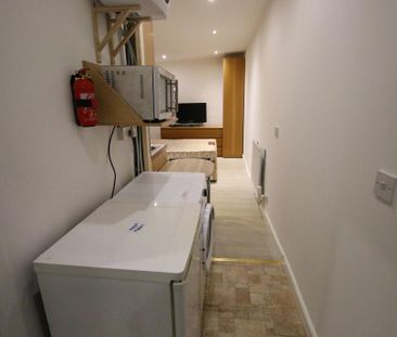 Studio to rent - Photo 4