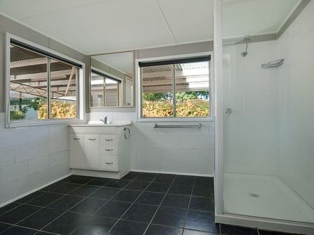2 Aland St South Toowoomba - Photo 5