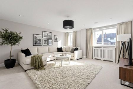 4 bedroom semi-detached house to rent - Photo 4