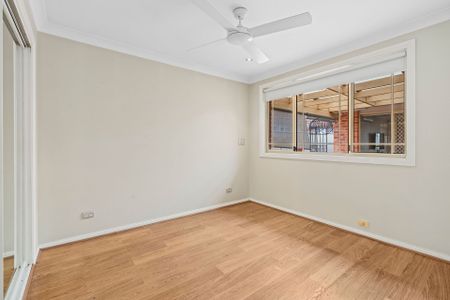 Prime Location! - Photo 3