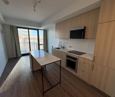 For Lease - 251 Masonry Way Unit# 313, Mississauga, Ontario - Photo 2