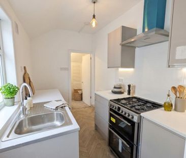 3 bedroom terraced house to rent - Photo 1