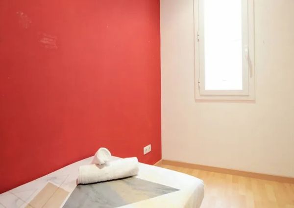 Carrer de Sant Màrius, Barcelona, Catalonia 08022