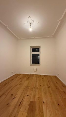 Erstbezug nach umfassender Sanierung - 3 Zimmer Maisonette Wohnung, 87,16qm - Photo 4