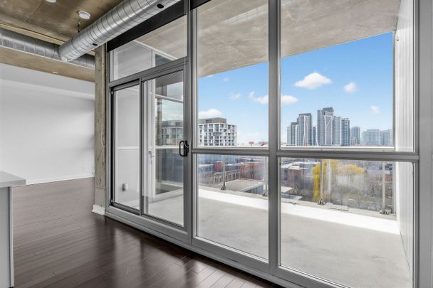 For Lease - 60 Bathurst Street Unit# 902, Toronto, Ontario - Photo 1