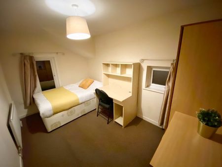 6 Bed Terraced House, Hatherley Road, RG1 - Photo 3