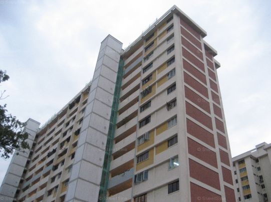 Blk 70 Siglap Lucky Valley (Bedok), HDB 3 Rooms - For Rent - Photo 1
