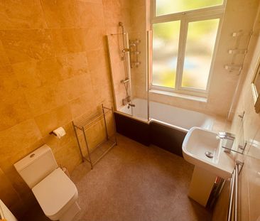 2 Bed Flat, Wood Road, M16 - Photo 6