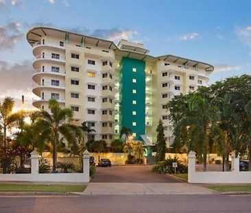 Two Bedroom Unit On The Esplanade overlooking the Harbour - Photo 2