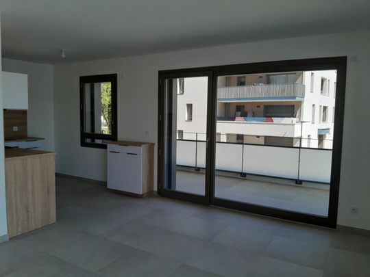 Location Appartement 3 pièces 67m² ANNECY 74370 - Photo 1