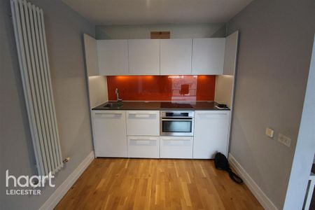 1 bedroom apartment to rent - Photo 2