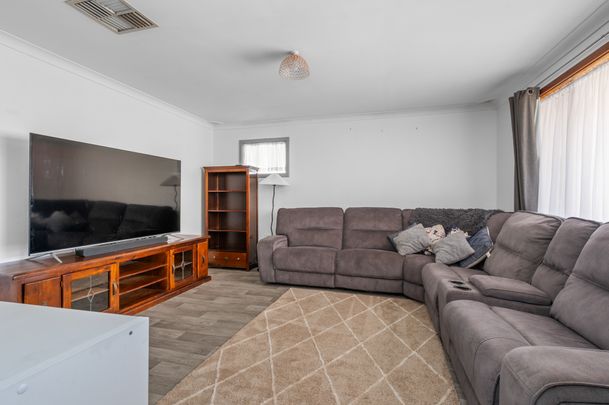 Great Location 3x1 Home In South Kalgoorlie - Photo 1