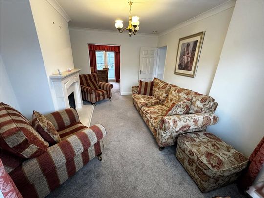 3 bedroom semi-detached house to rent - Photo 1