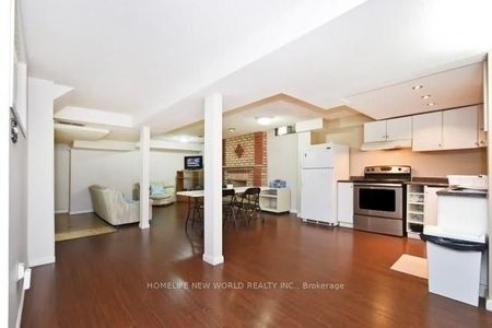 Property For Lease | W7313640 - Photo 4