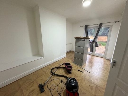 Bathwood Drive, Sutton-In-Ashfield, Property for rent - Photo 1