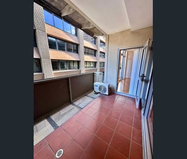 Freshly Repainted One-Bedroom Apartment in Resort-Style ‘Oasis’ Com... - Photo 4