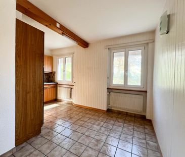 Grand appartement de 5,5 pièces au rez-de-chaussée - Photo 2