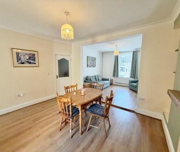 3 bedroom end of terrace house to rent - Photo 6