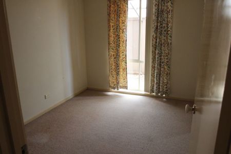 4/8 Waratah Court, Cobram - Photo 3