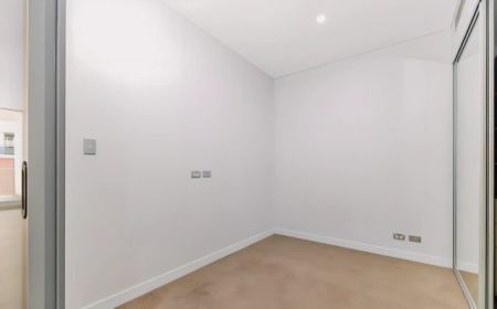 2 bed 2 bath*415 - Photo 2