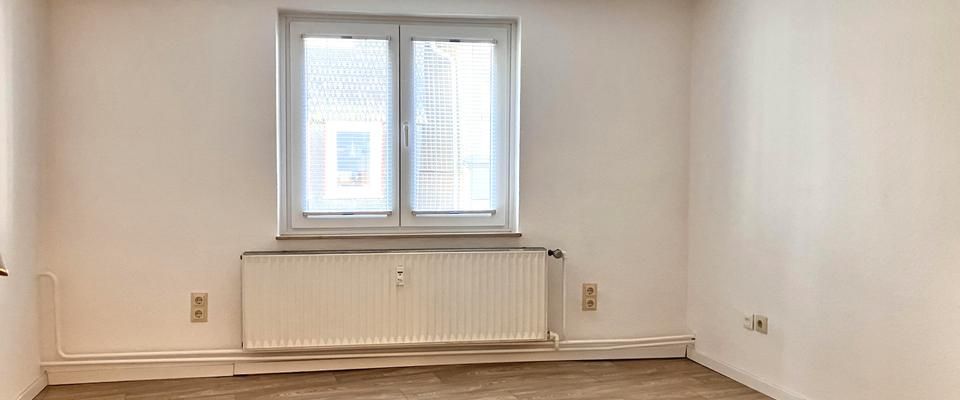 Attraktive 3-ZKB-Wohnung in einem charmanten 3-Familienhaus in der malerischen Stadt Fritzlar - Photo 1