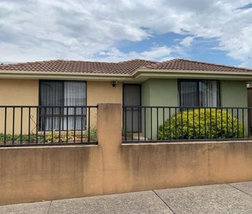 Situated in a quiet location - Photo 1