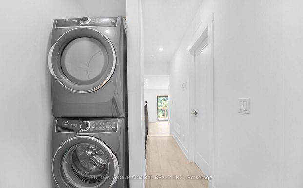 For Lease - 366 Margueretta Street Unit# 2nd Floor, Toronto, Ontario - Photo 1