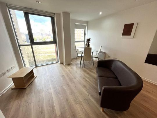 1 bedroom flat to rent - Photo 1