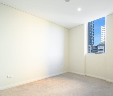 Spacious 2-Bedroom Apartment in Prime Carlingford Location - Photo 4